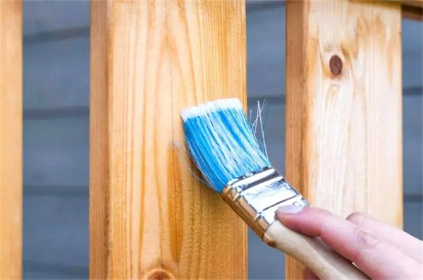 如何测量木材油漆的光泽度？